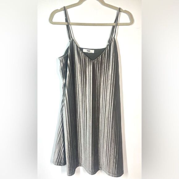 JACK BB Dakota Soft Shiny Silver Mini Shift Dress Women Size Large - Picture 1 of 3